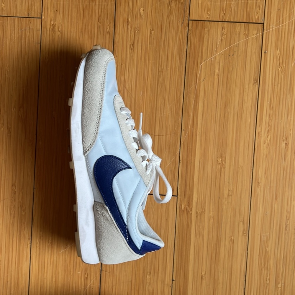 Nike Daybreak Sneakers - Picture 4 of 7
